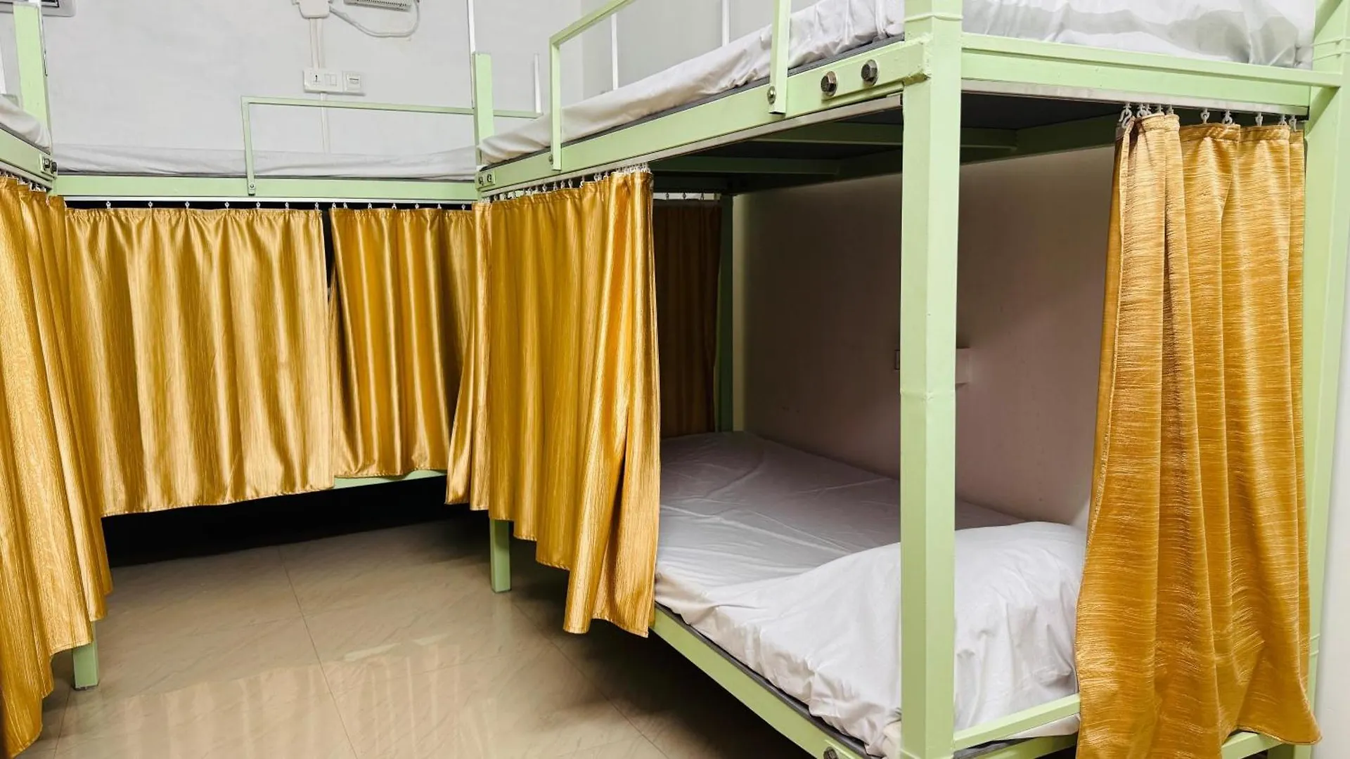 Hotel Cápsula Kannur Dormitory